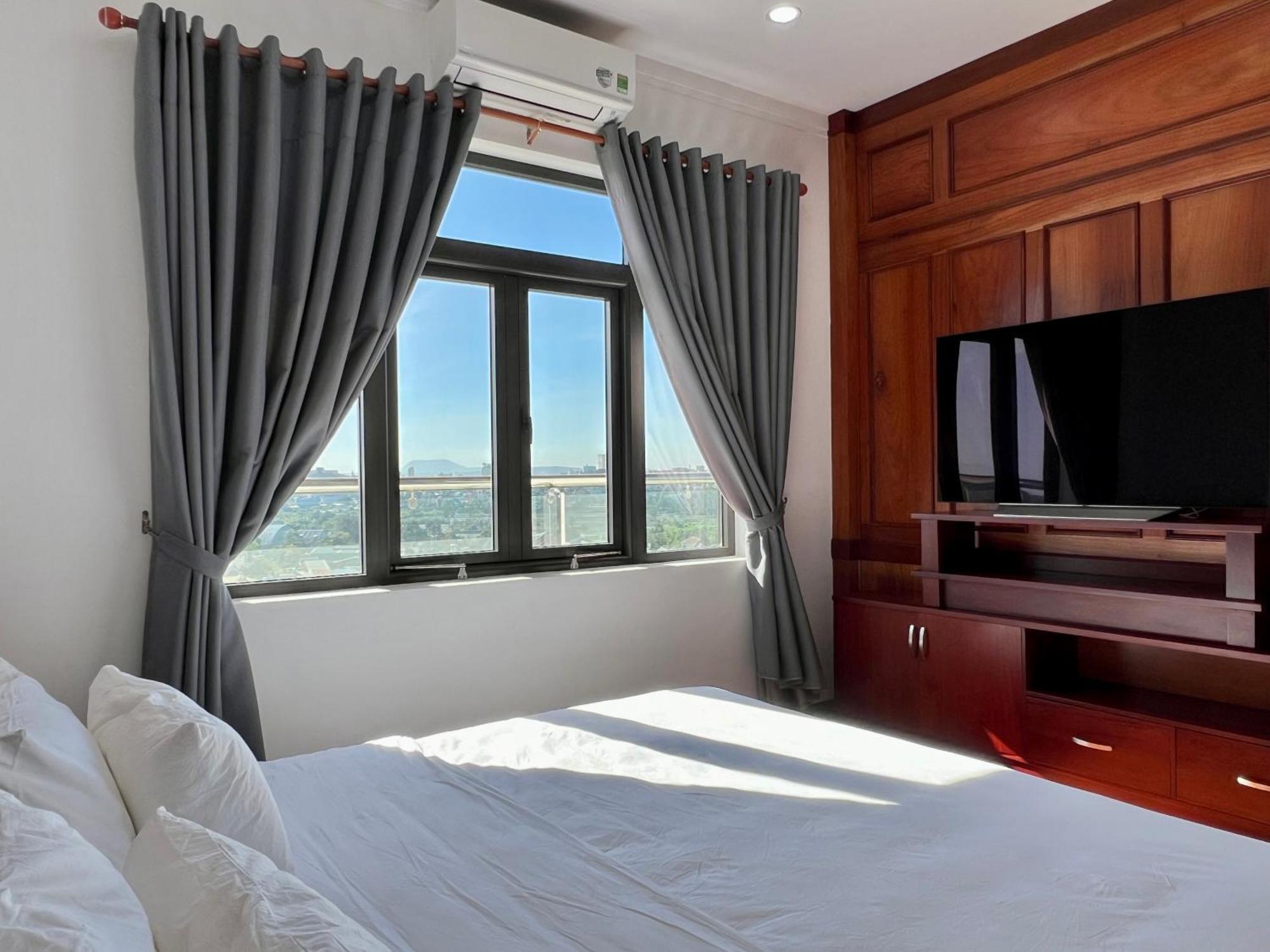 Aparthotel Doan Gia Luxury House à Pleiku Extérieur photo